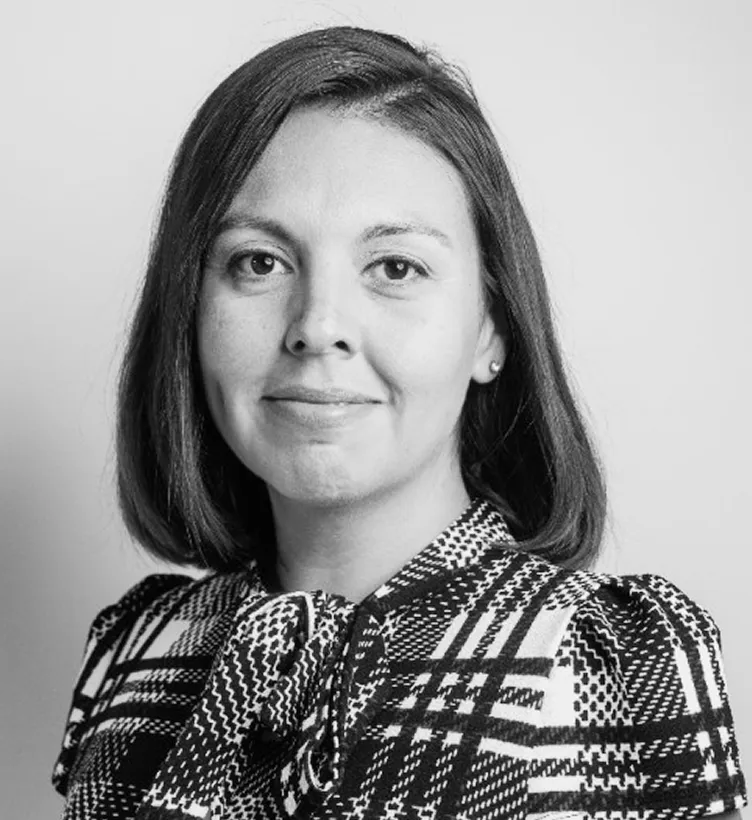 Marcela's headshot